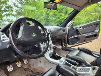 Alfa Romeo GTV 2.0 TS 16V - 11
