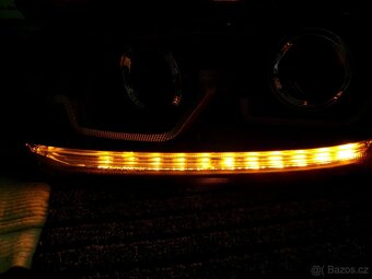 VW POLO VI , 2G - přední světla H7/H7 dynamický blikač - 11