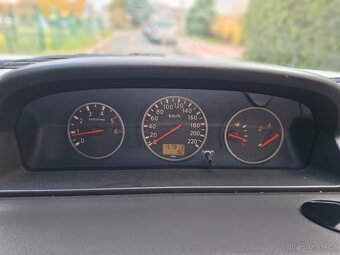 Nissan X-Trail 2.2 dci 4x4 - 11