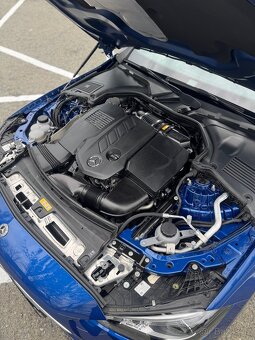 Mercedes-Benz Třída C 300 d combi AMG linie - 11