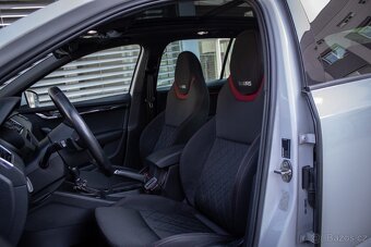 Škoda Octavia Combi 2.0 TDI RSDSG - 11