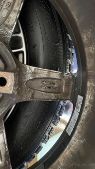 Zimní pneumatiky  215/60  r16 - 11
