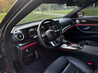 Mercedes-Benz E450 270kW - 11
