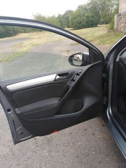 Prodám VW Golf, 1.6TDI, 77 kW. - 11