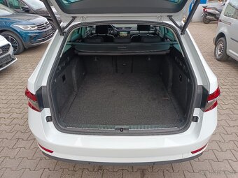 Škoda Superb 3 iV 1.4TSI 160kW DSG Tažné - záruka Autodraft - 11