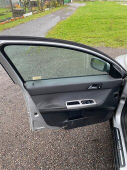 Volvo s40; 2.0 TDI (101 kW) - 11