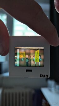 Sada diapozitivů v zásobnících - 11