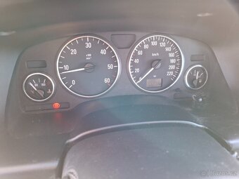 Opel Zafira 2.0 Diesel Klima 7 mist Model 2004 Nová Stk - 11