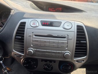 Hyundai i20,TOP NAJEZD, GARÁŽOVANÉ,74KW,1.4Benzin,STK - 11