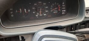 Peugeot 505 na nahradní díly - 11