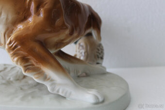 Royal Dux – lovecký pes s kačenou - 11