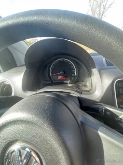 Vw UP, 5 devřové - 11