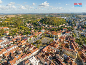 Prodej historického nájemního domu, 954 m², Slaný - 11