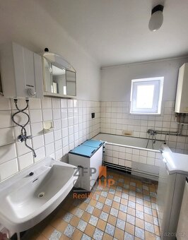 Prodej rodinného domu o rozloze 100 m2 , ulice Havlíčkova, P - 11