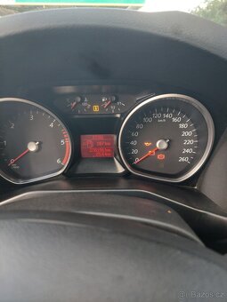 Ford mondeo mk4 2.2 tdci 129 kw - 11
