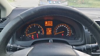 Toyota Avensis Kombi ADT270 - 11