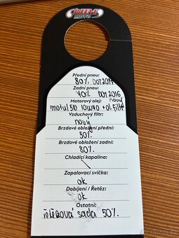 Suzuki VL250 Intruder - 11