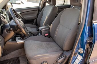 Toyota RAV4 2.0 D-4D - 11