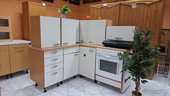 Kuchyňská linka německé výroby - 11