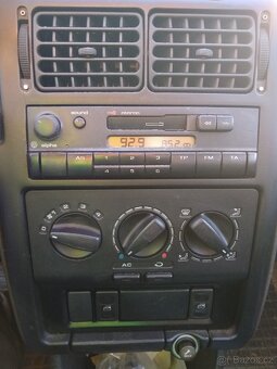 Volkswagen Polo 6N 1.0 AER 37kW rv 1999 - celek nebo na díly - 11