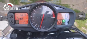 SUZUKI GSR600 - 11
