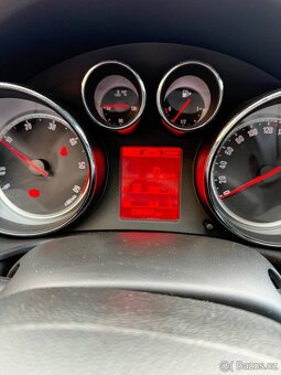 Opel Insignia, 2,0 BEZ KOROZE Ojeté, 2013, 239 253 km Karose - 11