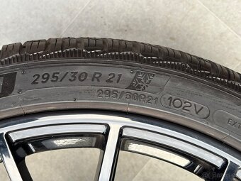 Mercedes E53 W214 originál Zimní Michelin - 11