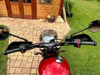 Triumph Scrambler 400X - 11
