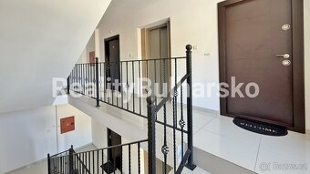 Prodej zařízeného apartmánu 2kk s výhledem na mořeSVETI VLAS - 11