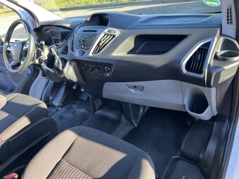 Prodám Ford Transit Custom 2.2TDCi,92kw. L2H1. V TP 6míst. - 11