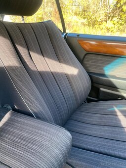 Mercedes-Benz w124 300ce - 11