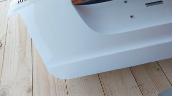 MERCEDES ML W164 – DVEŘE KUFRU BÍLÉ - 11