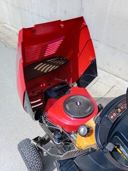 Prodám zahradní traktor Castelgarden dvouválec 16Hp - 11