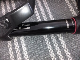 RockShox Zeb 29 - 11