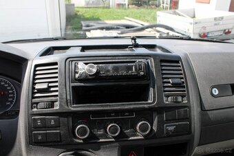 Volkswagen Transporter T5 2.0 TDI 4MOTION 103kw - 11