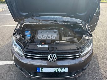 VOLKSWAGEN TOURAN 2.0 TDI HIGHLINE-PANO - 7 MÍST - 11