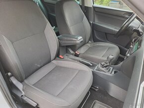 Škoda Rapid 1,6 TDI, 1.majitel - 11