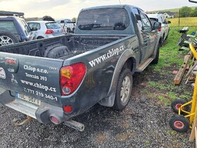MITSUBISHI L200 DÍLY - 11