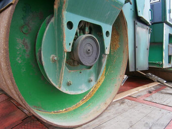 NEPOJÍZDNÝ 10t válec kloub Bomag BW164 AD problém elektro - 11