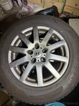 Zimní pneu 235/65 r 17 na alu 7x17 et 41 5x114,3 - 11