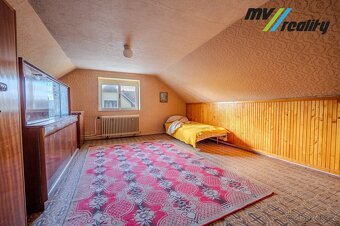 Březovice, prodej rodinného domu 5+1 na pozemku 2427m2. - 11