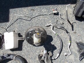 Díly Rav4 2.2D 130kw 06-10 č.1 - 11