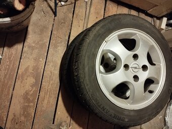 Kola s pneu na Opel - 11