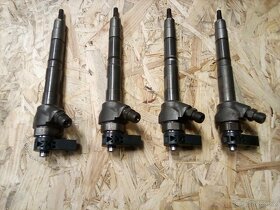 DÍLY MOTORRU 2.0TDI 125KW KOD: CFGB - 11