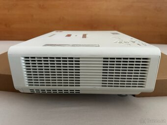 Projektor Panasonic PT-FW430E – plně funkční + příslušenství - 11