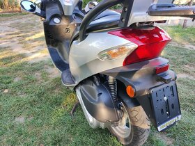 KYMCO S4 250 - 11
