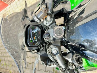 Kawasaki ninja 1000 sx - 11