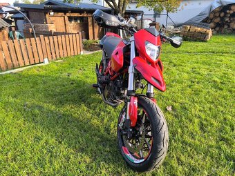 Ducati Hypermotard 1100 - 11