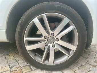 Audi Q7, výborný stav, 7 míst, odpočet DPH - 11