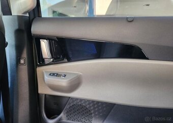 Kia Carnival 2.2-NOVÝ MODEL-7míst - 11